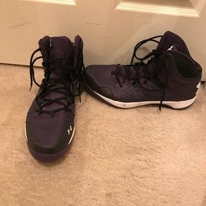 Under Armour Basketball shoe